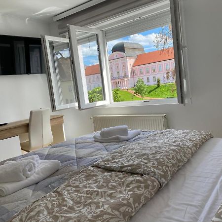 Apartman Edita Вировитица Екстериор снимка